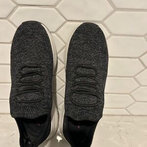 Skechers Women's Black Knit Sneakers